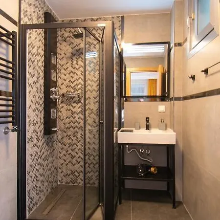 3 Bedroom Exclusive Uskudar Lejlighed *